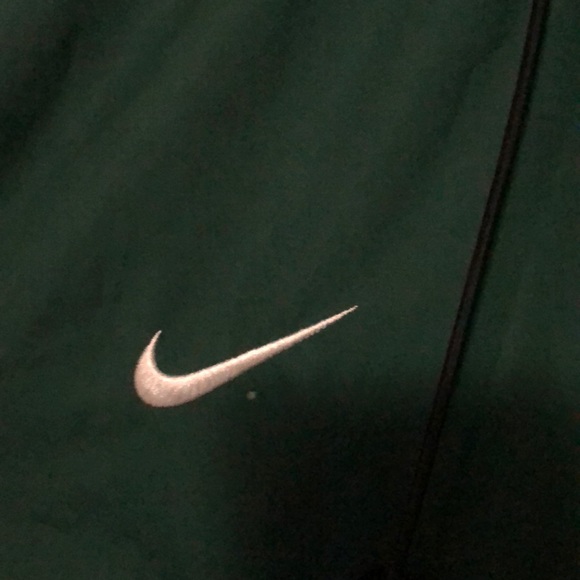 Eagles Windbreaker - Picture 3 of 4